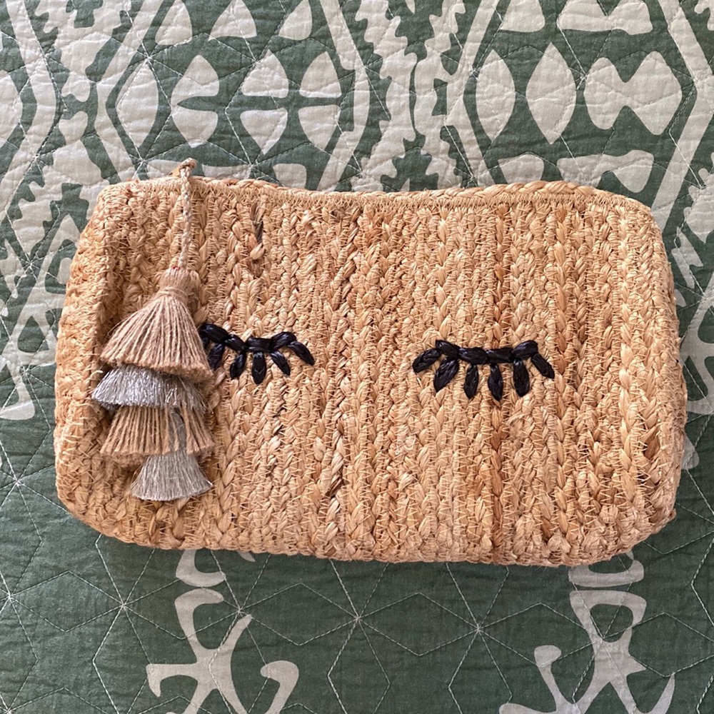 Straw Clutch